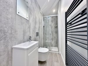 Photo 19- click for photo gallery